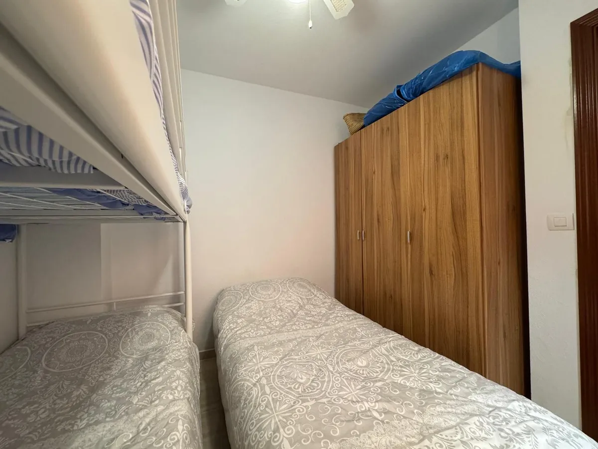 43546526-fd32-41f8-8b98-ba79fa6e888b