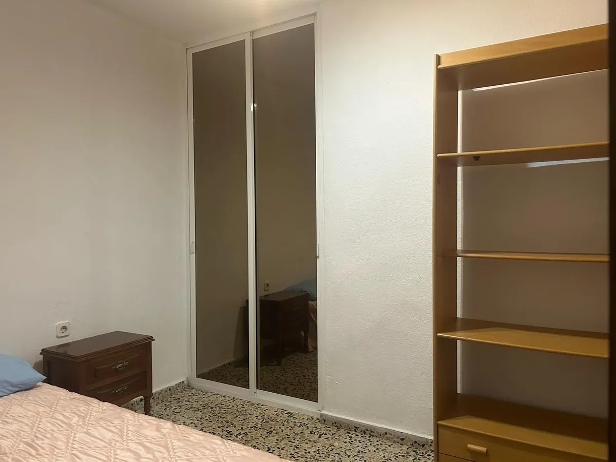 1e2ae571-3979-4cda-8080-2fe4bbad9c49