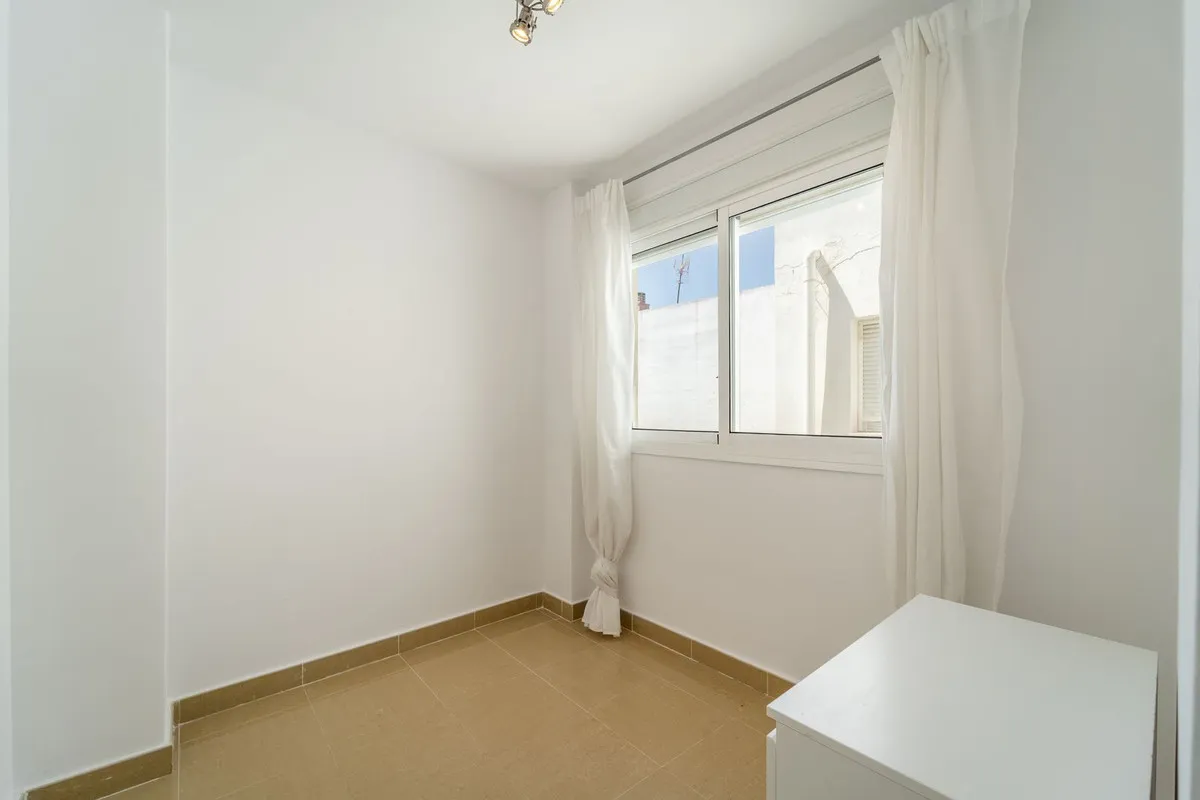 e8c1369e-86cd-423c-b641-ed5f67546dc4