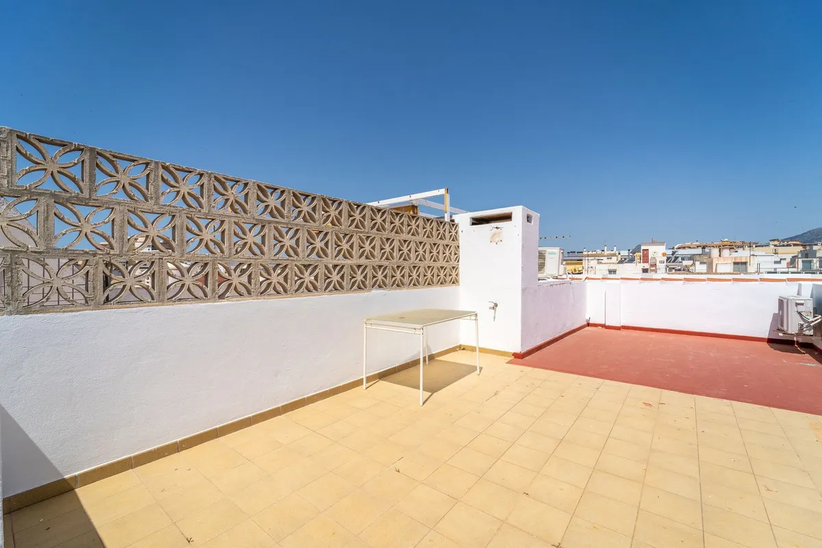 f926a5c5-b936-487a-860b-8a26600f4720