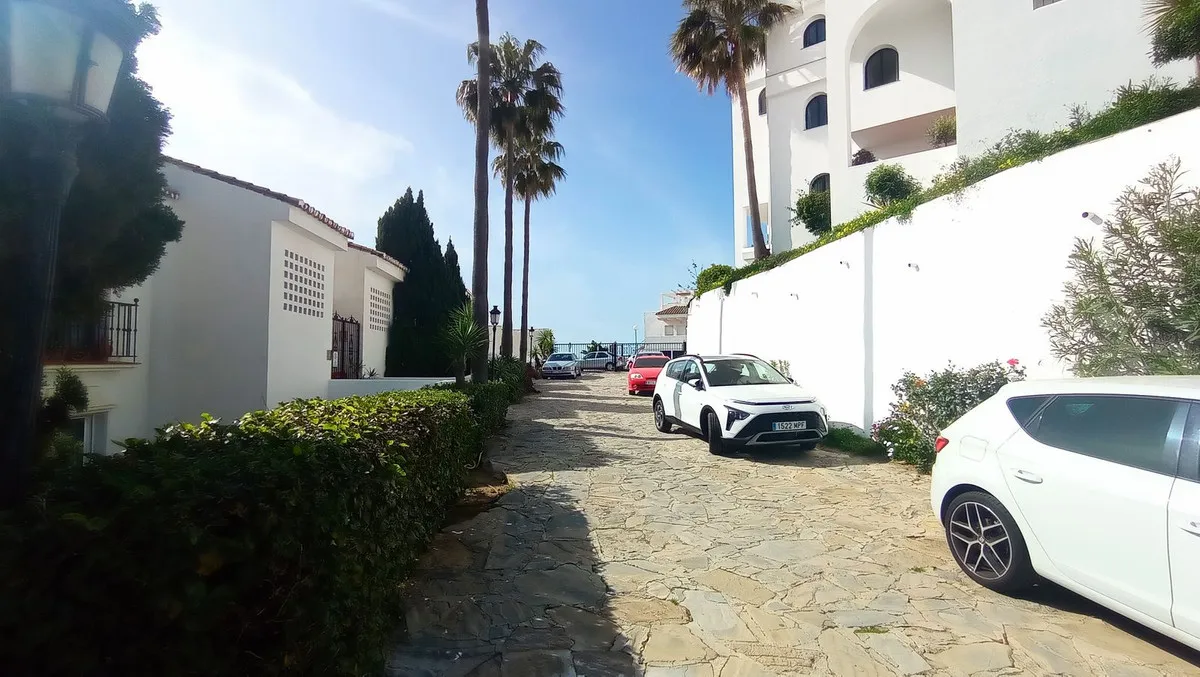 189fb16d-5af1-479b-b9ad-ad602d6583b4