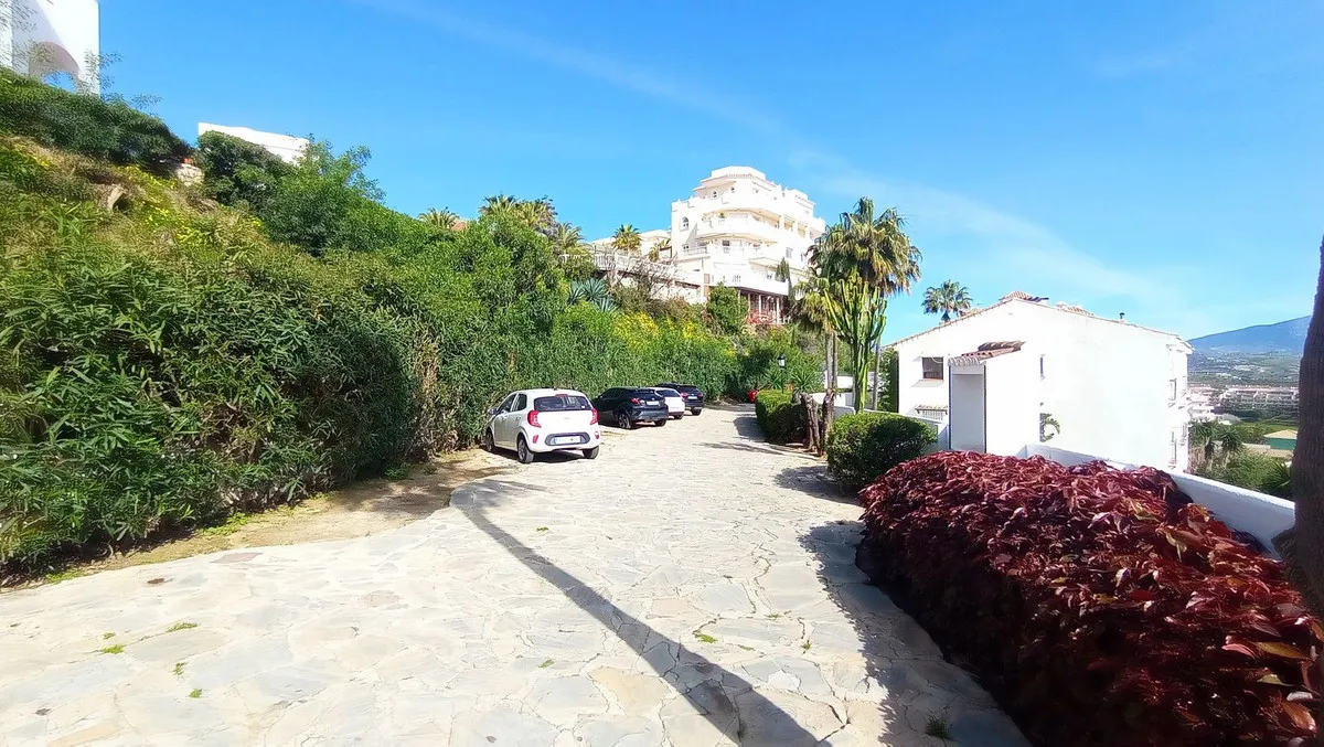 44462212-3727-4917-b920-0a987a6a98e7