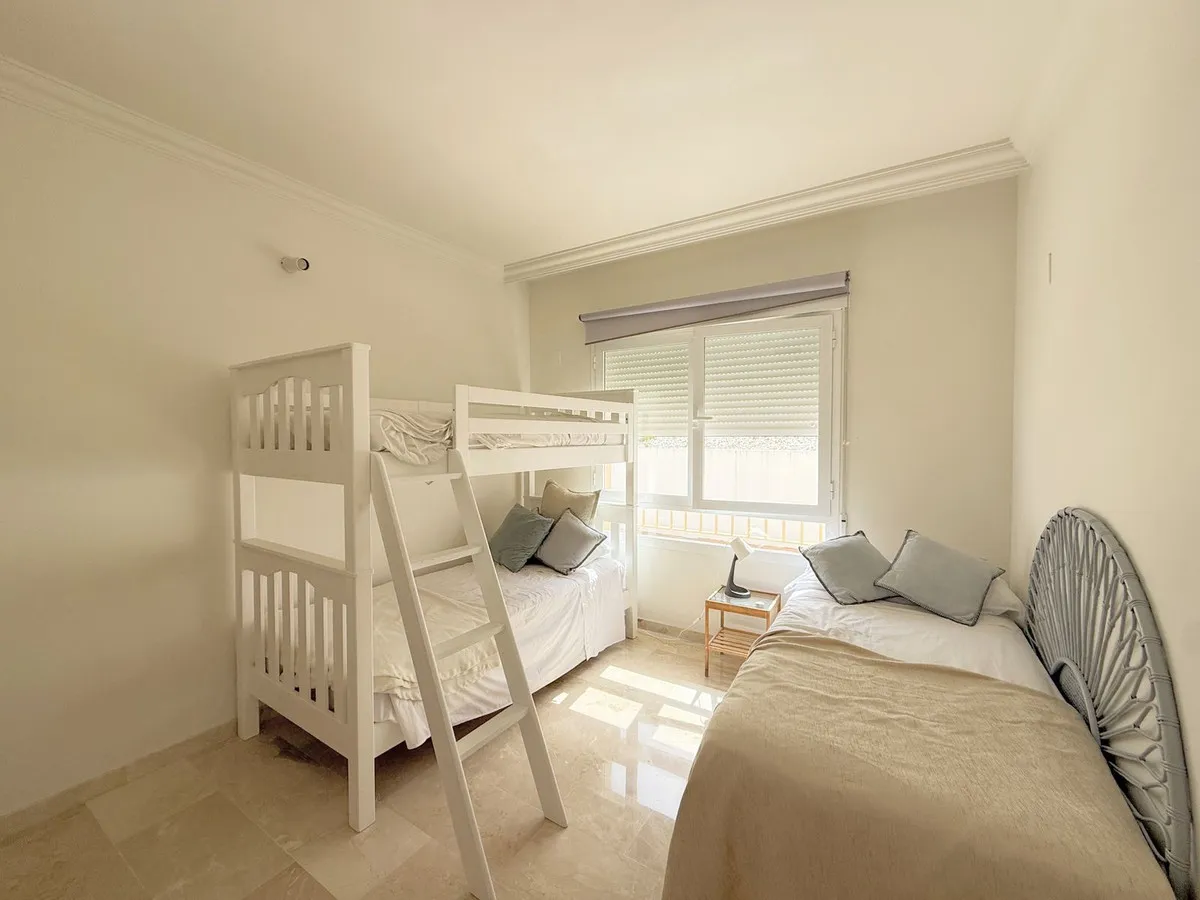 d8052e5c-5110-4b8d-b7fc-f1ed1ac2ba45