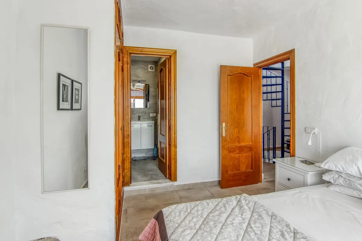 59e3c33f-ade3-40eb-ac8f-cc8f48bdfab4