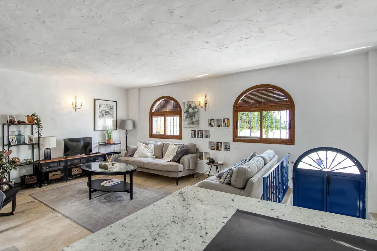 adc6f0b4-1e0f-474b-ae0a-e515a0036d13