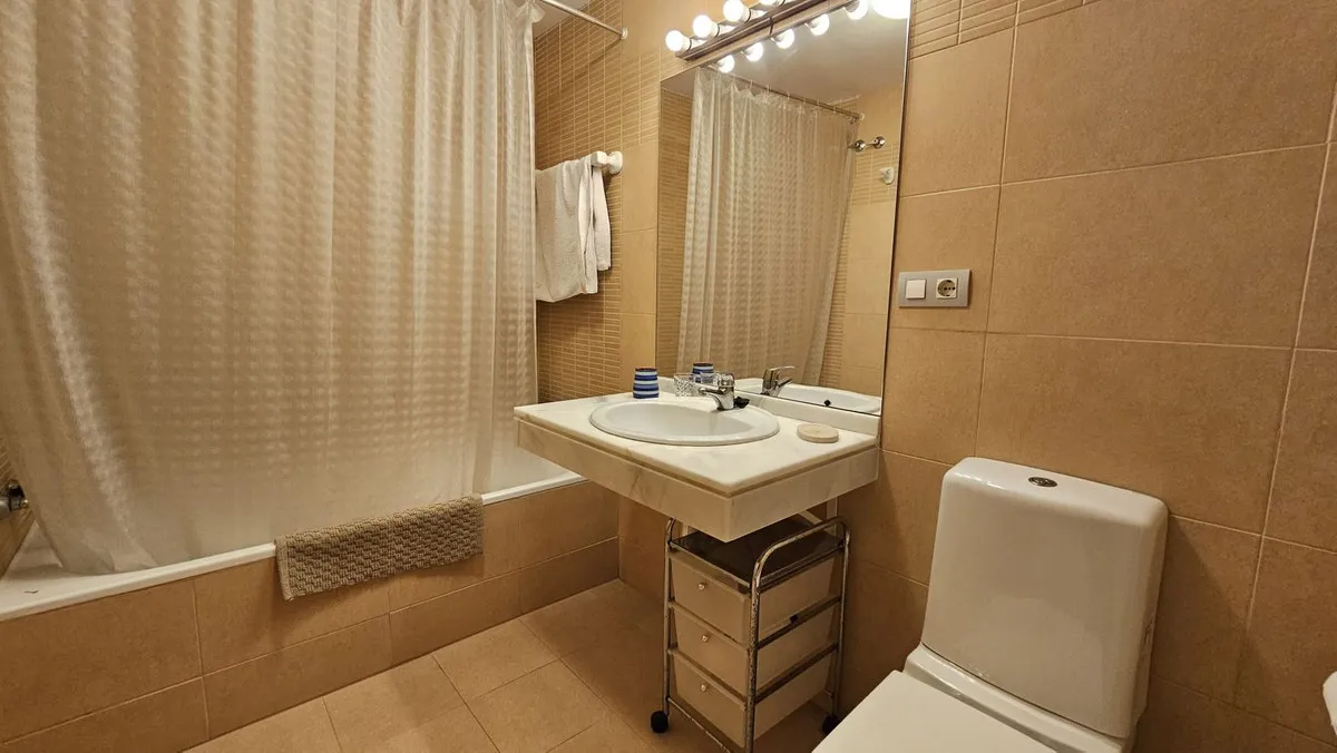 b73a21f7-4be1-4077-b41d-2a265d4f99fc