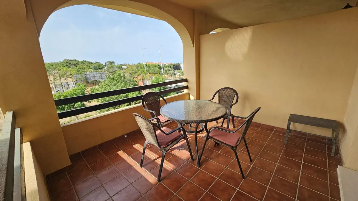 fb7760aa-2355-4f73-bb4f-32f797685b85