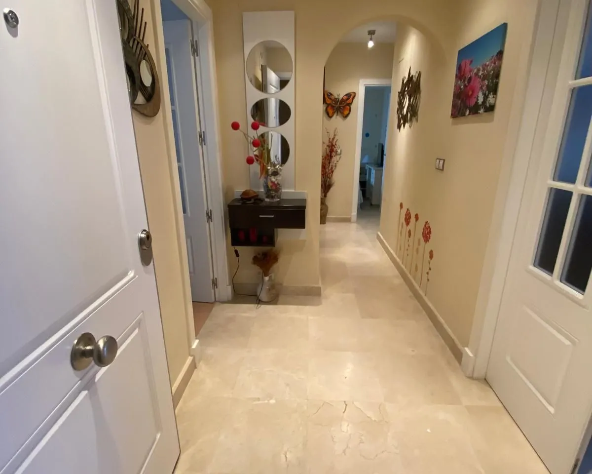 1425e96d-8fec-40fb-b9e3-e77401083e7d