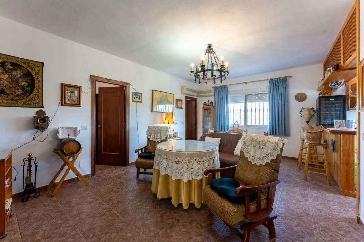 86eb69f4-6c7e-45e4-894d-35b6dac3291f