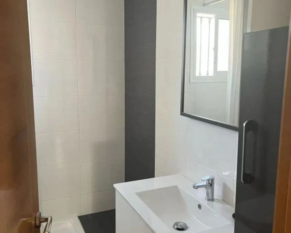 45476f94-dfbd-4502-b9f2-160923840d4f