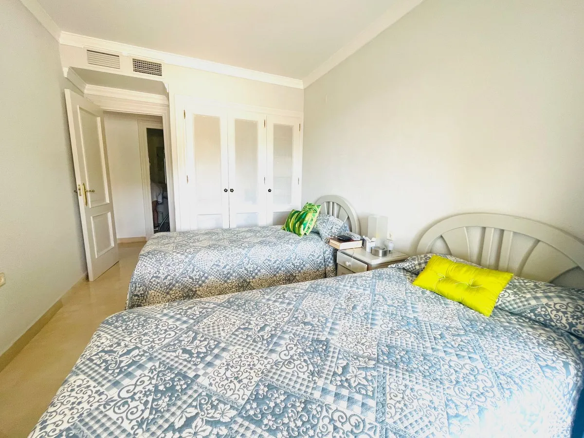 fcc1ea63-a5e4-4a21-b528-de012b5626f8