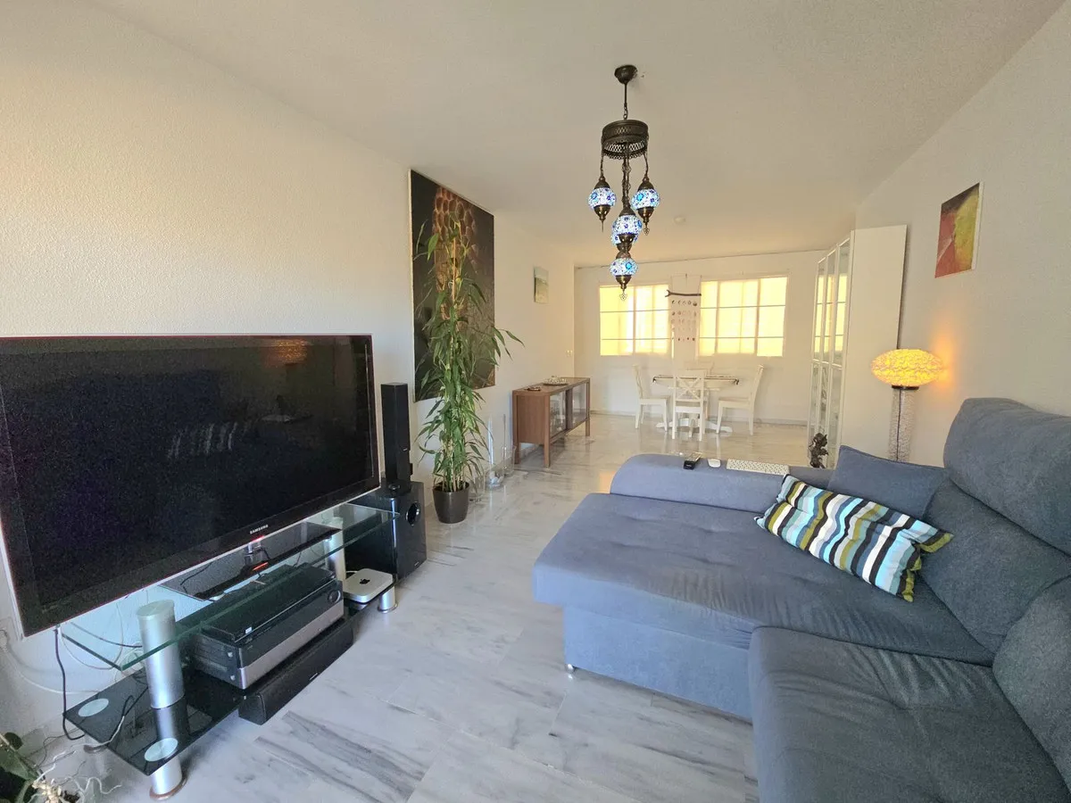 812e8242-30e4-47f7-94c8-0e95584987dd