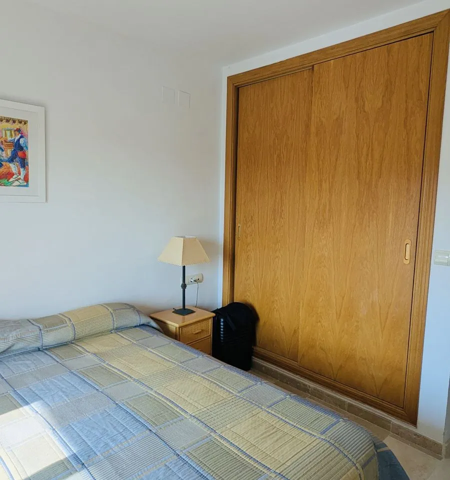 1084b9e5-e808-4efa-ac09-84b539dea075