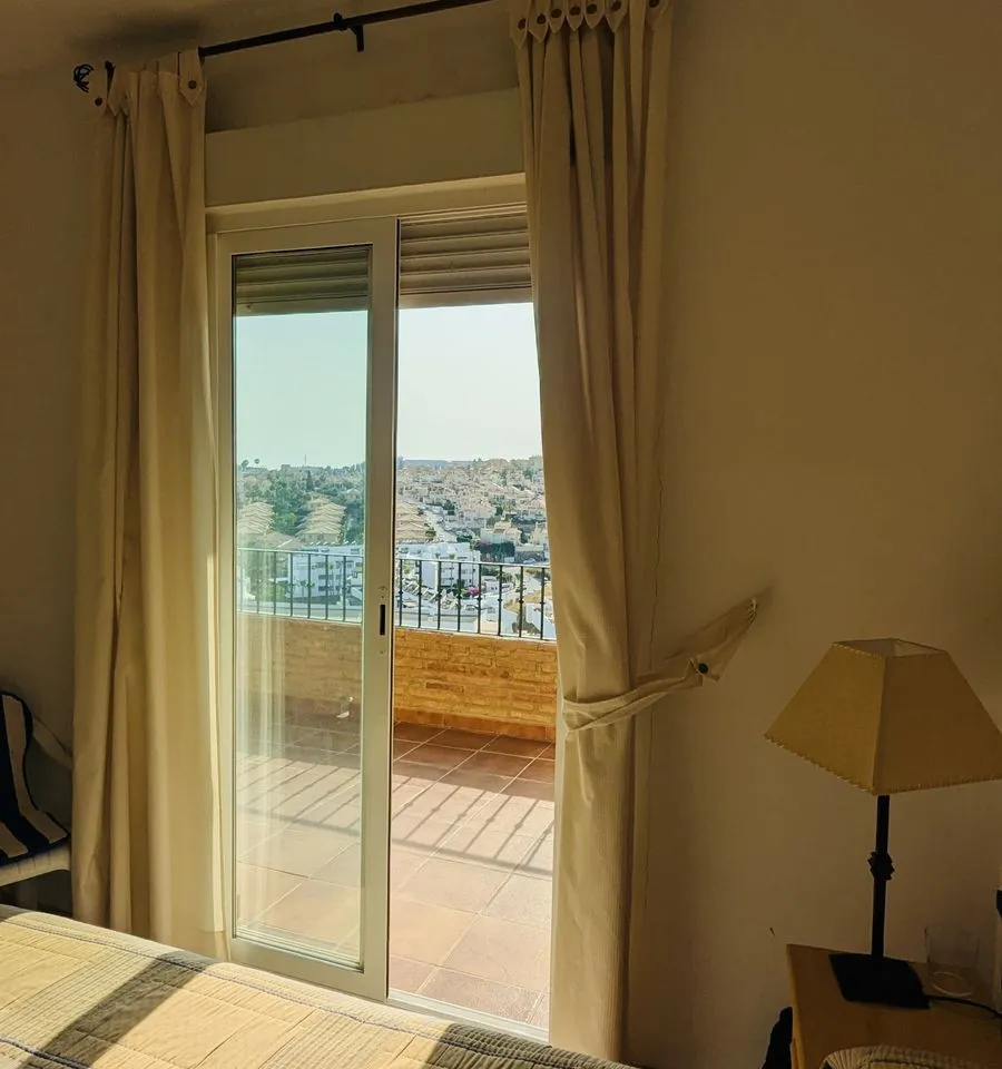 2b3916e7-71c8-4609-83eb-fea8d2686014