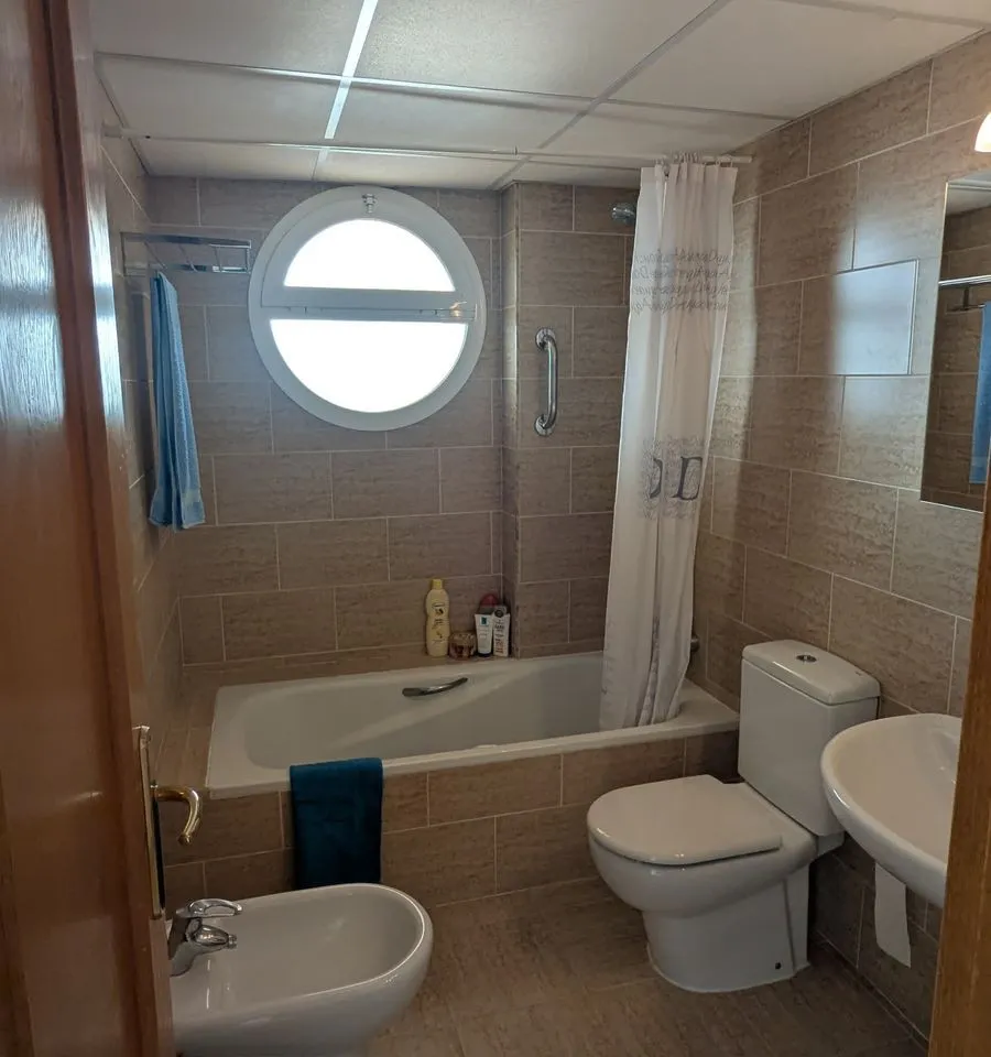 2f865f01-8e8b-43c2-b607-998513642c8a