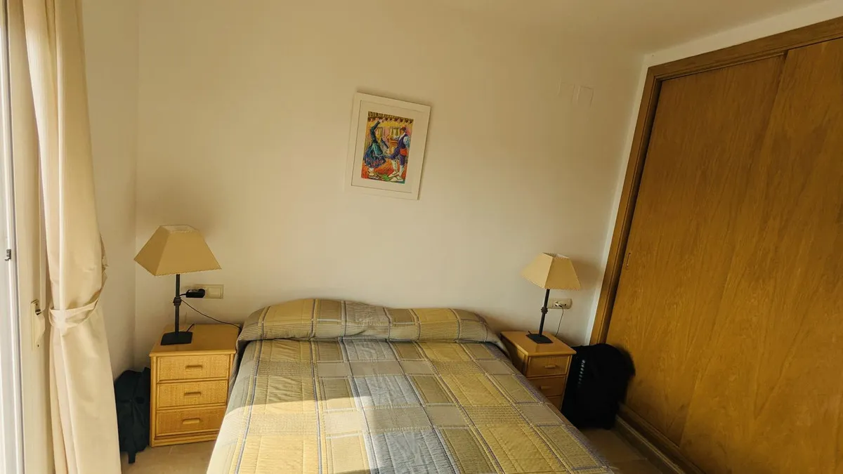 587a948d-7cc9-44f9-a04d-9429d152f5bc