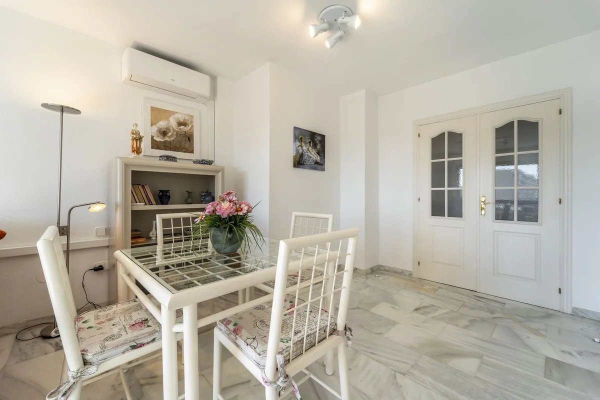 1b79f57d-ac9d-47ae-814d-a741b0a627b8