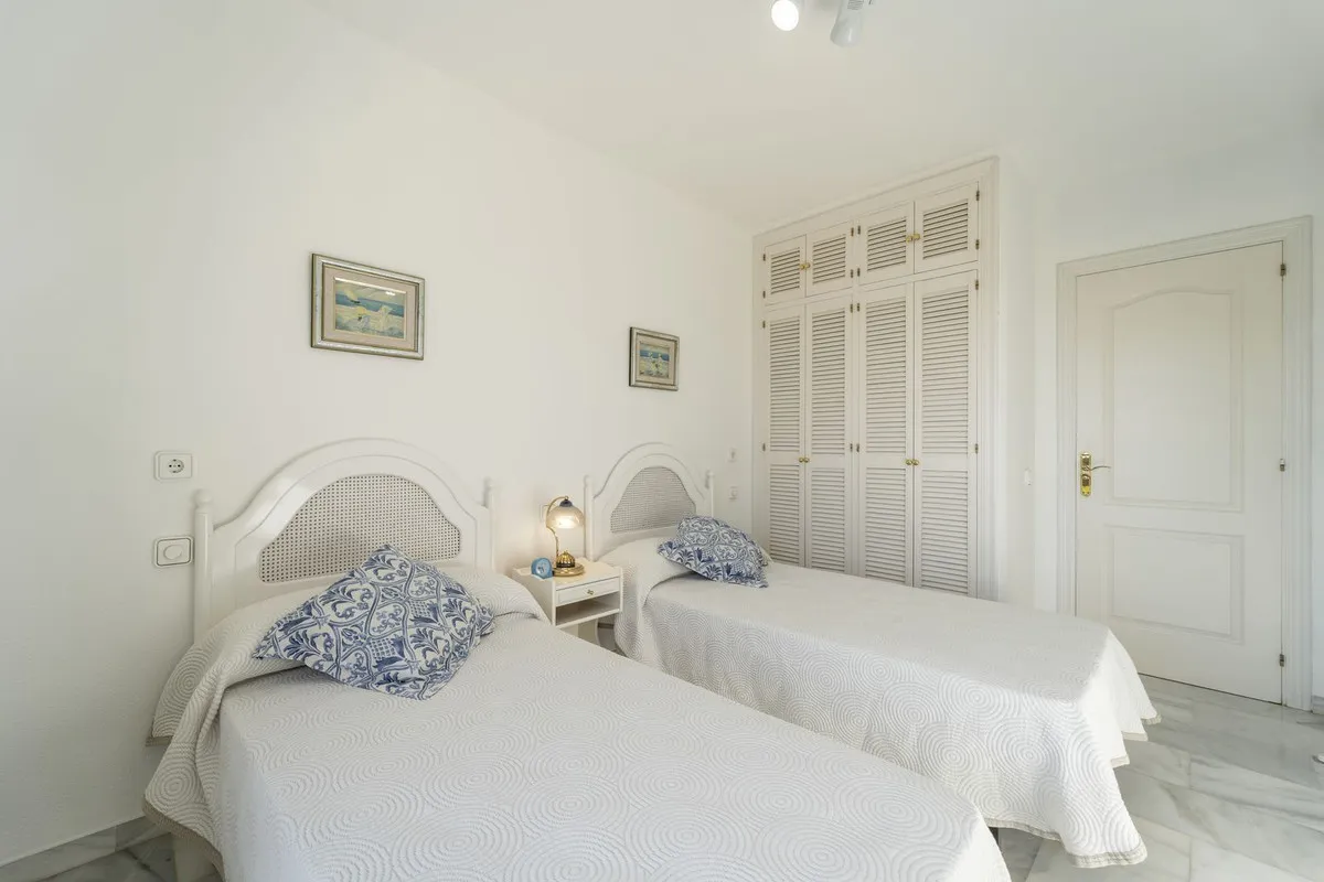 7524a304-101e-4513-b4ef-54deafc3ab25