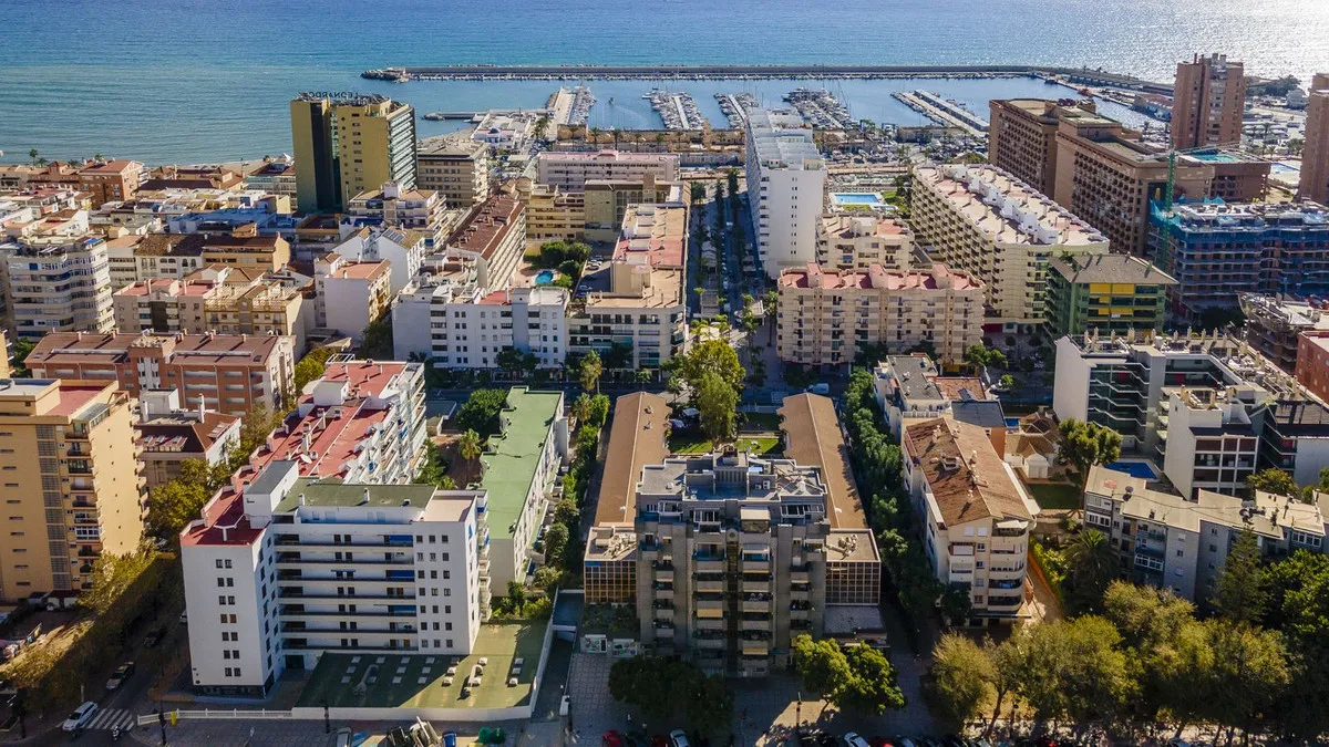 84e0186a-eb97-40f1-a9f0-f021c40c17d6