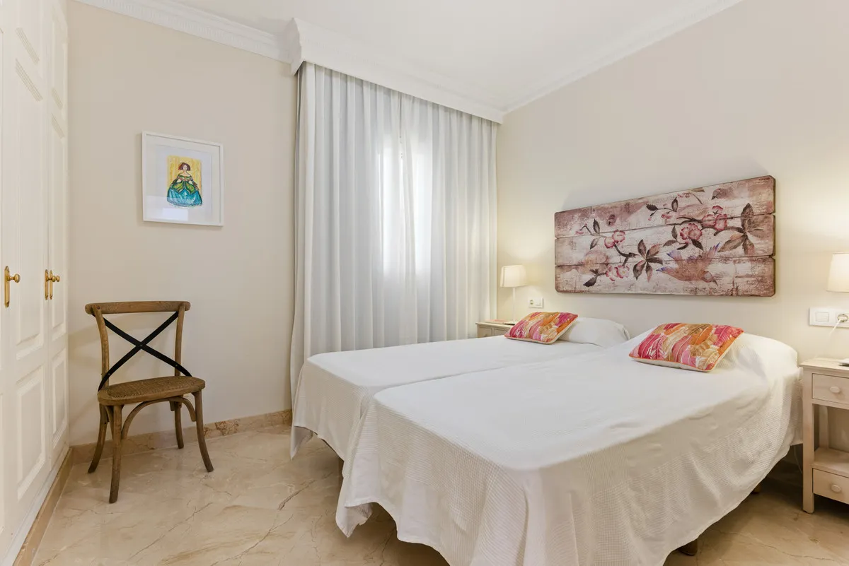 42cb8f92-f897-48e9-8ac5-7c0bdfb69248