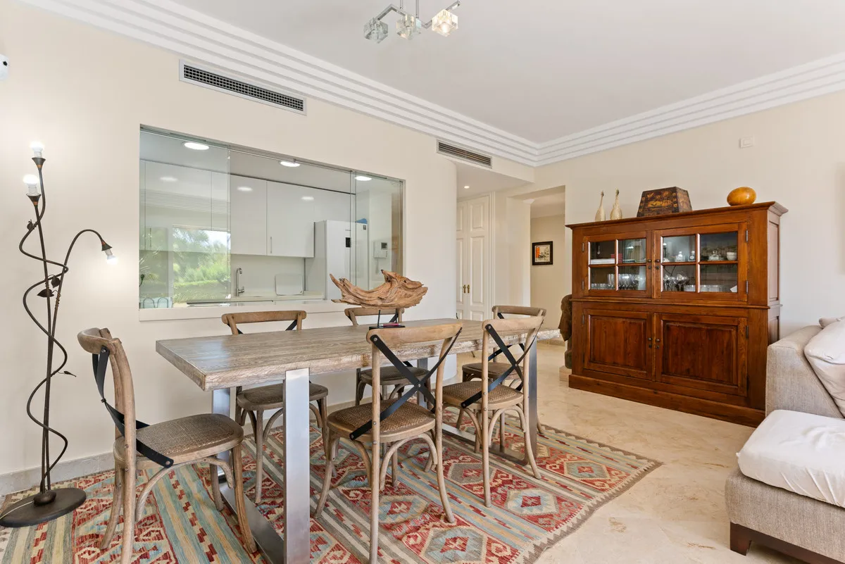 ce03da61-a5a9-4038-8bf4-11d82e1fe5c6