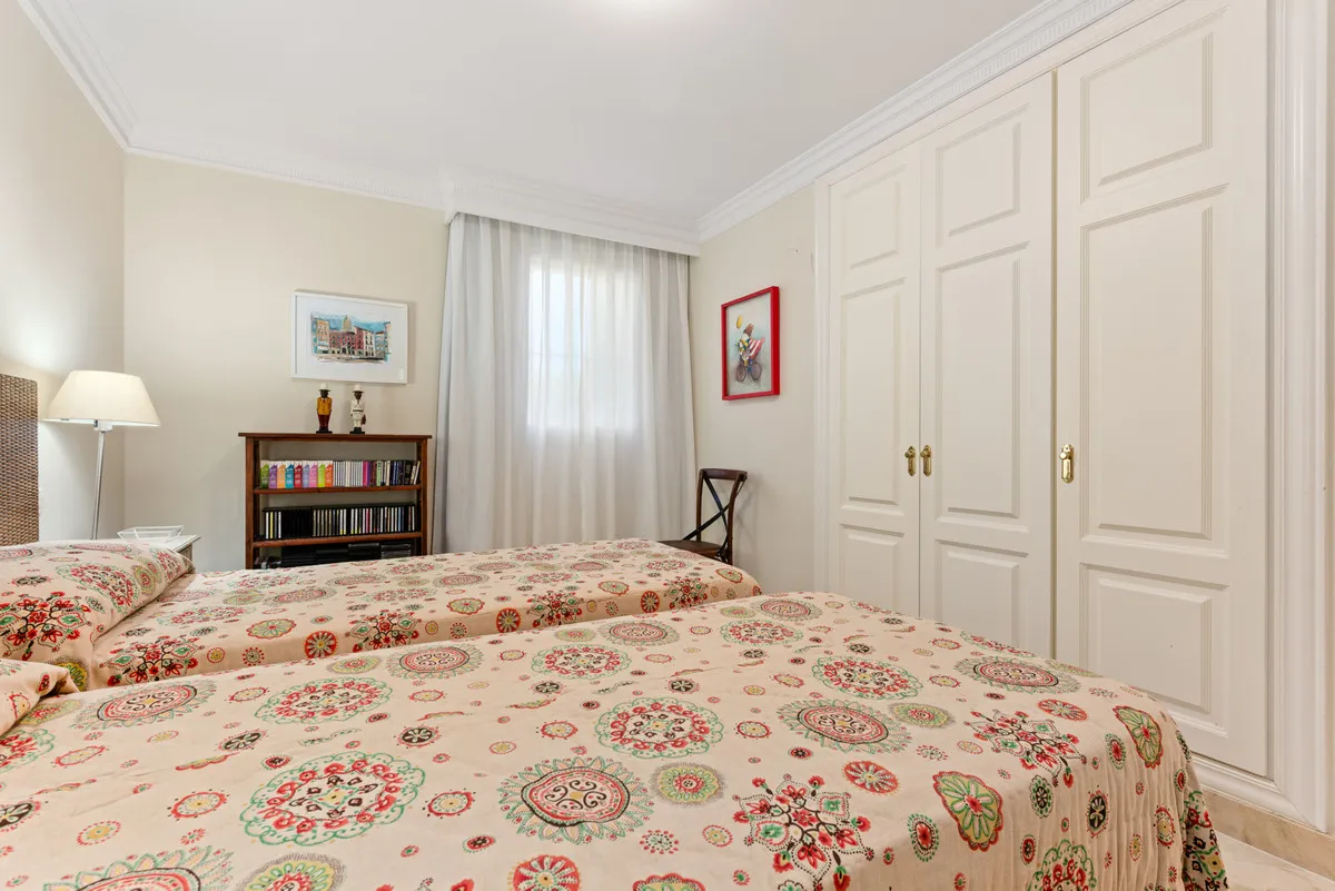 e67ea984-07f3-45a0-93e9-94102b2fe1d2