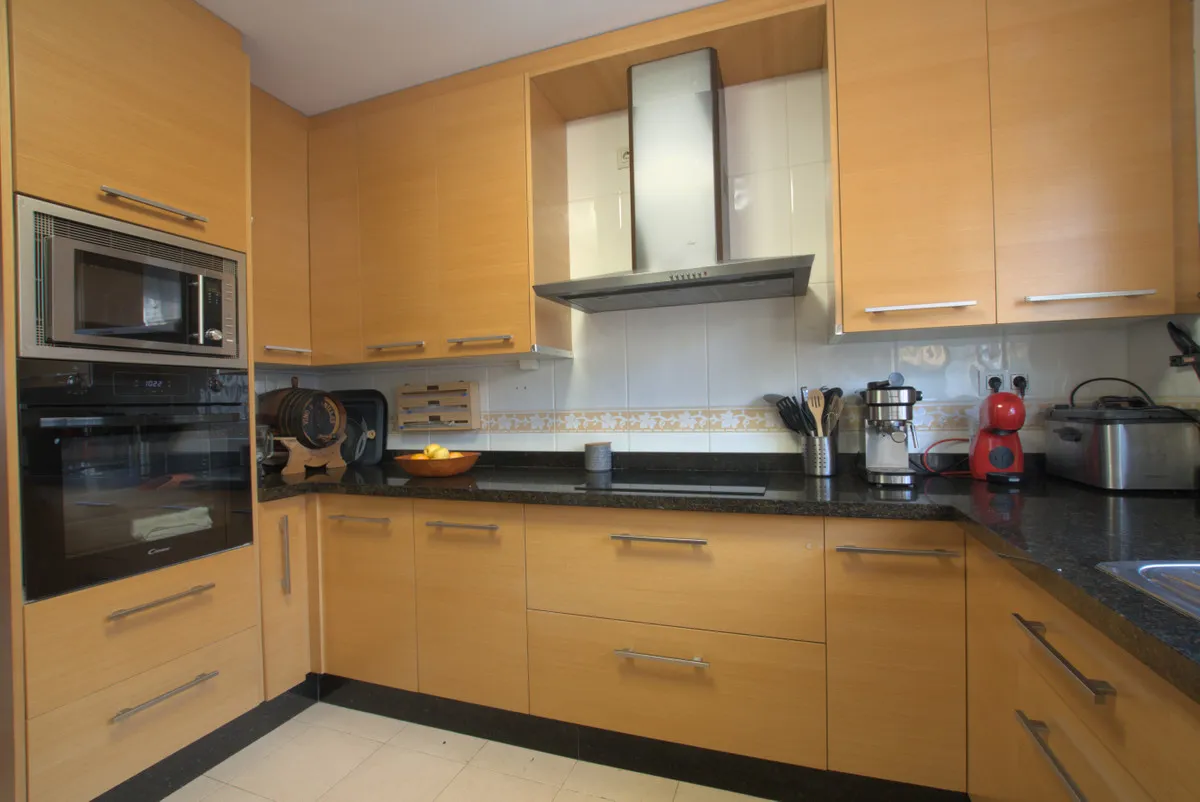 b2ab1e17-8f87-4dc0-9783-09a36cc6bf32