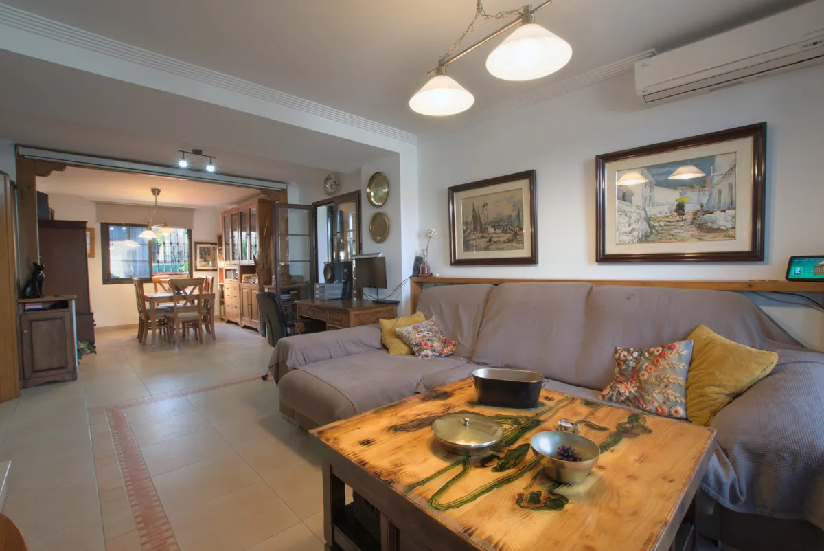 d6178f72-519c-45ef-ab6f-d1ed7f08df21