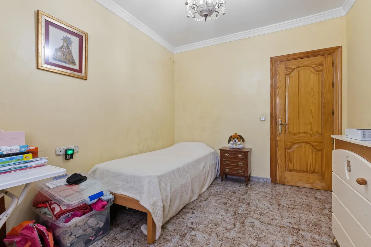 99eaa979-0e0b-4632-bae7-b9f33581d508