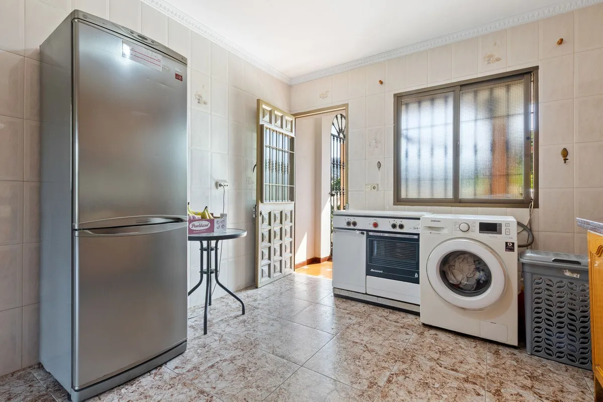 b3660cef-027e-4ab7-b570-714546fa81cf