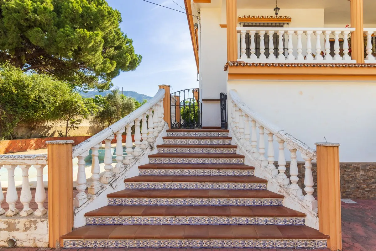 f655b0a8-3b80-4b86-aec9-d45f97fdc5a3