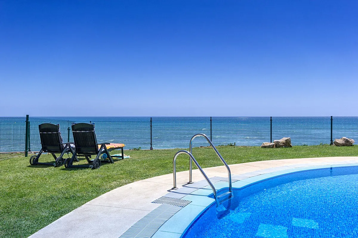 1fa87ab1-216c-428b-ac98-7d7e73b8c86e