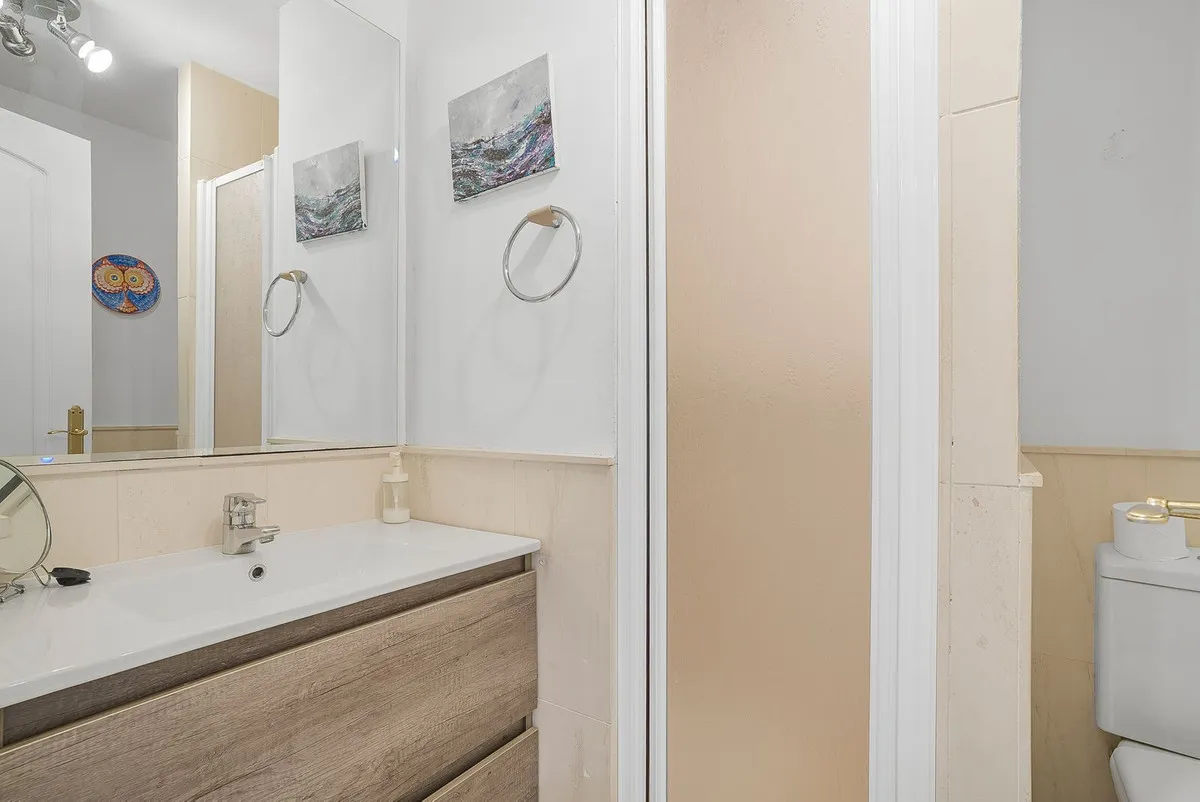 5fa434a7-1953-4b19-ae53-dd828dcafa70