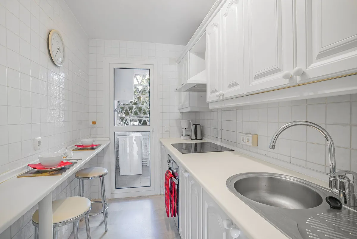 a7a4a408-4629-406c-85b8-65443903088f