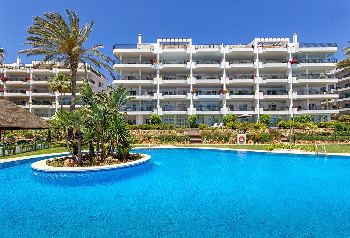 aa52aade-4b4e-4270-9e3b-0a215a83539d