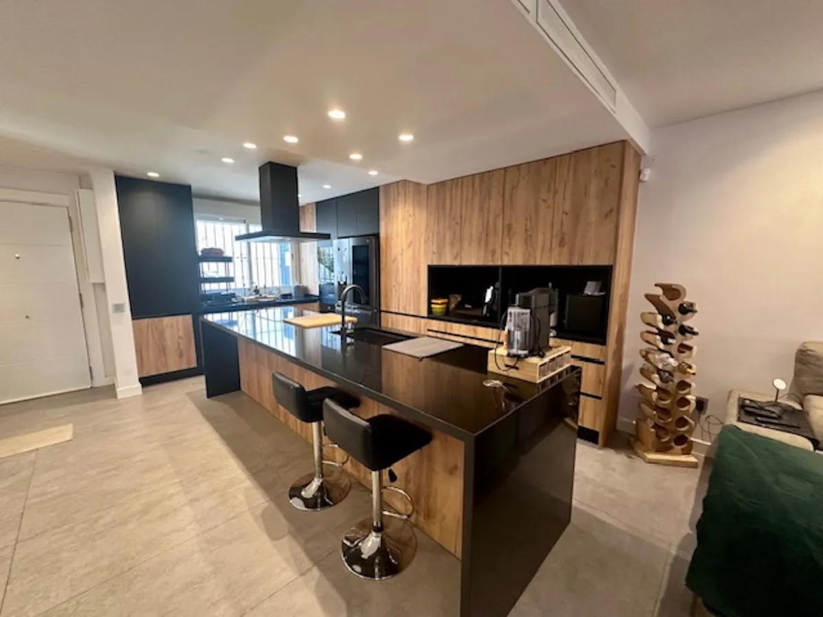 88ebbfb4-c9d0-487c-9fc0-5114197b891f