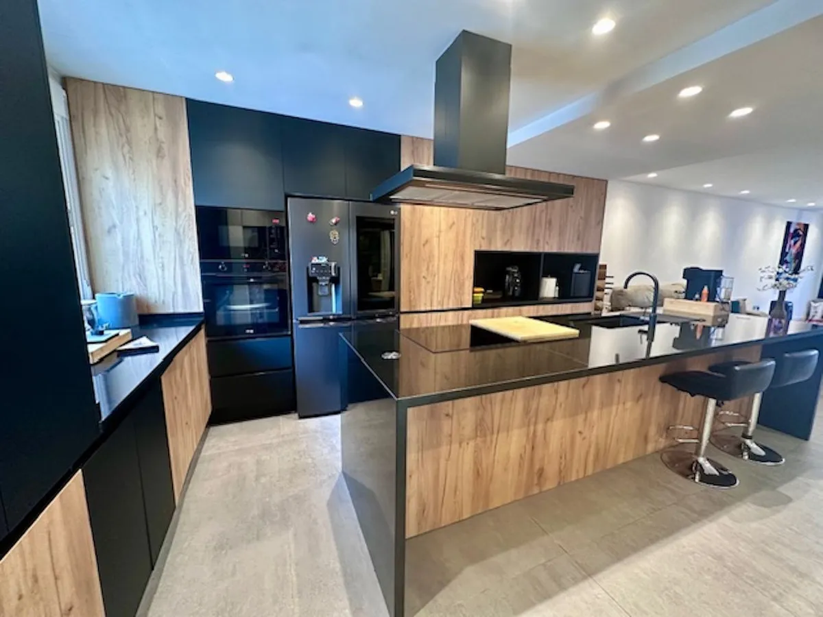 a1503318-eb8e-4014-b8cc-83fd3416d47e