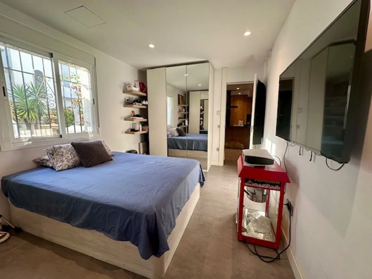 a2d90330-d407-4307-8265-6a04f9dabf0a