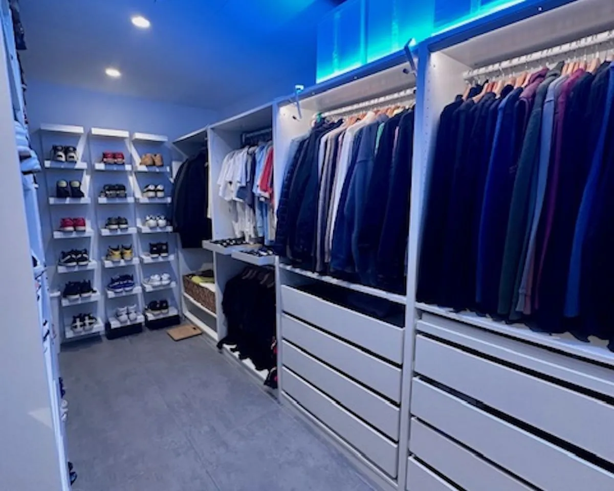 c2682026-5ad5-4300-8e9b-bde45a3b518d