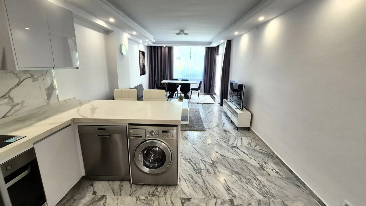 30ce7798-63da-4a6e-8f27-9a55c58db9ce