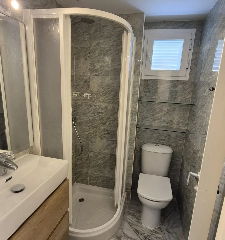 4fa1b82c-b54d-41cf-8e06-9c2542ba38cb