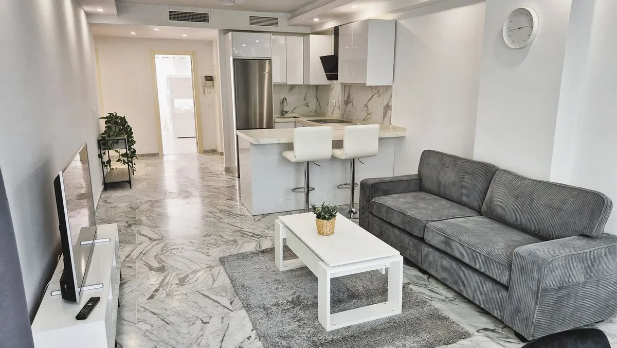 598cf898-81c4-45ed-ba4b-2a74fea17ab0