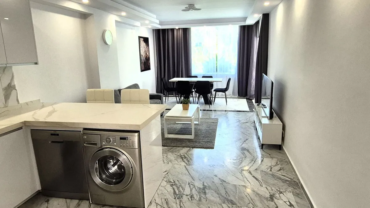 b49cdd3c-5304-4746-906f-c37f2773d0fd