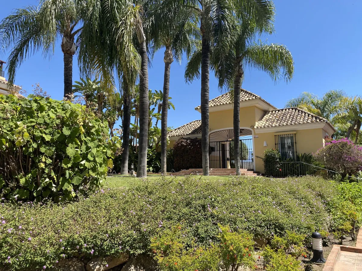 287f3ffe-86f7-4e7f-9de6-9bfdf9dd51aa