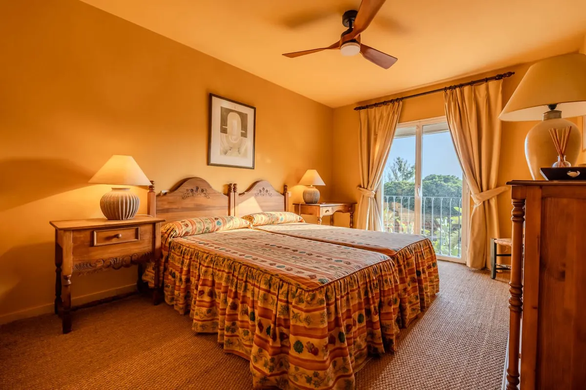 2d6d71e5-eef1-4b6c-9d80-3404163820d8