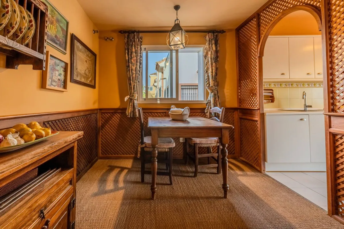 6553955a-003c-4581-ac70-6907213ad17d