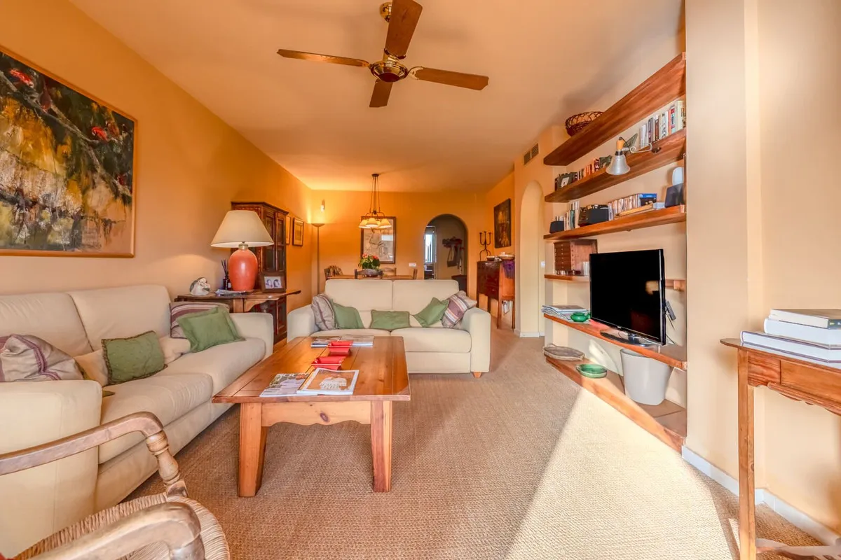 b07e1167-c279-45ba-8da4-d3dea57de1b3