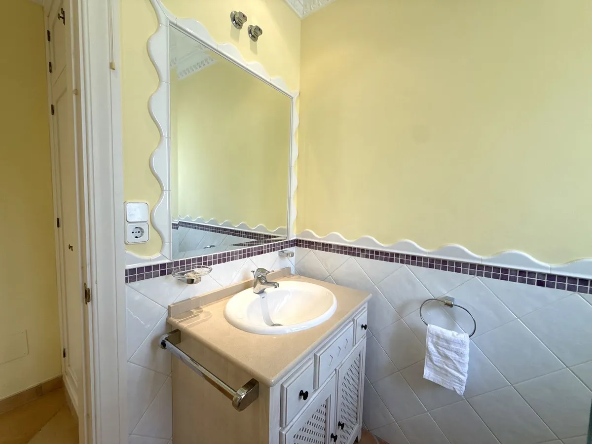 0e16f8e3-3b57-4666-9eeb-f0410e729c62