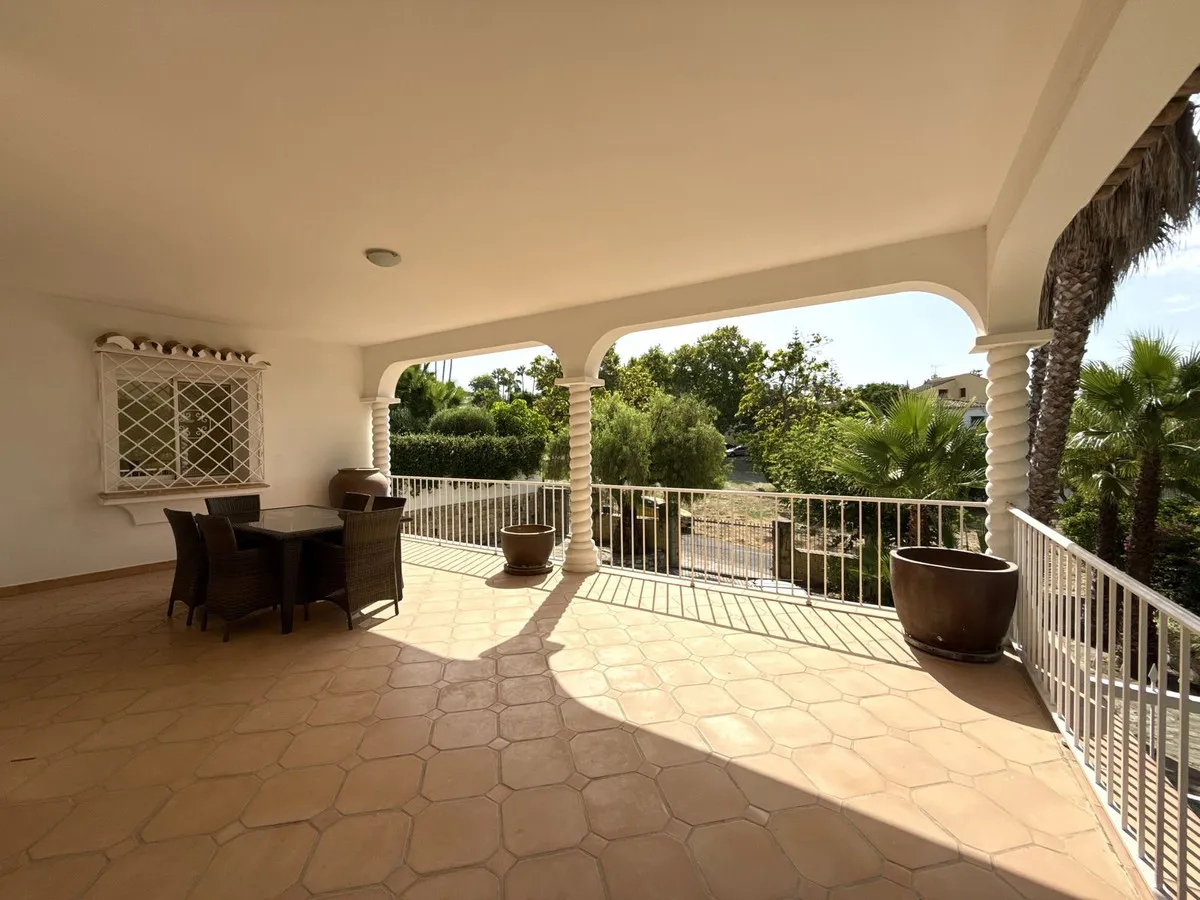 dfdfd190-4e56-4efa-b2ea-ceac8c105dcb