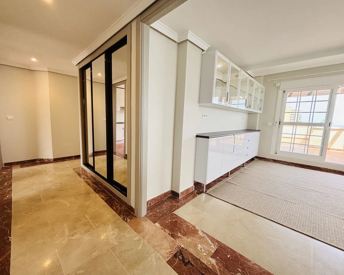 6e063349-d131-40cf-b781-4cdb03a91840